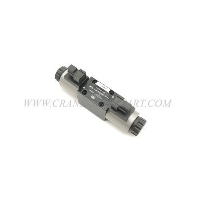 60283589 โซลินอยด์ดำเนินการวาล์วควบคุมทิศทางสำหรับ SANY 4WE6E-L68 / EG24NK7