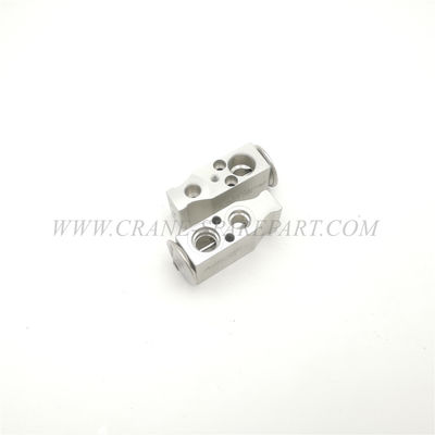 60348996 วาล์วควบคุมเครนขยายชิ้นส่วนไฮดรอลิกของเครน ADNAJ40040