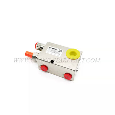 K019858N00 บูสเตอร์ชิ้นส่วนเครื่องยนต์เครน IOS9001 รับรอง